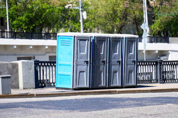 Portable Toilet Options We Offer in Cortland, OH